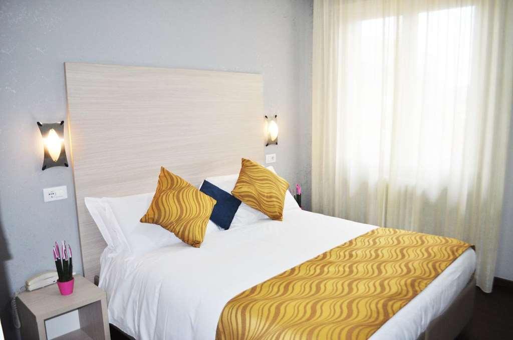 Hotel Gran Sasso & Spa Teramo Room photo