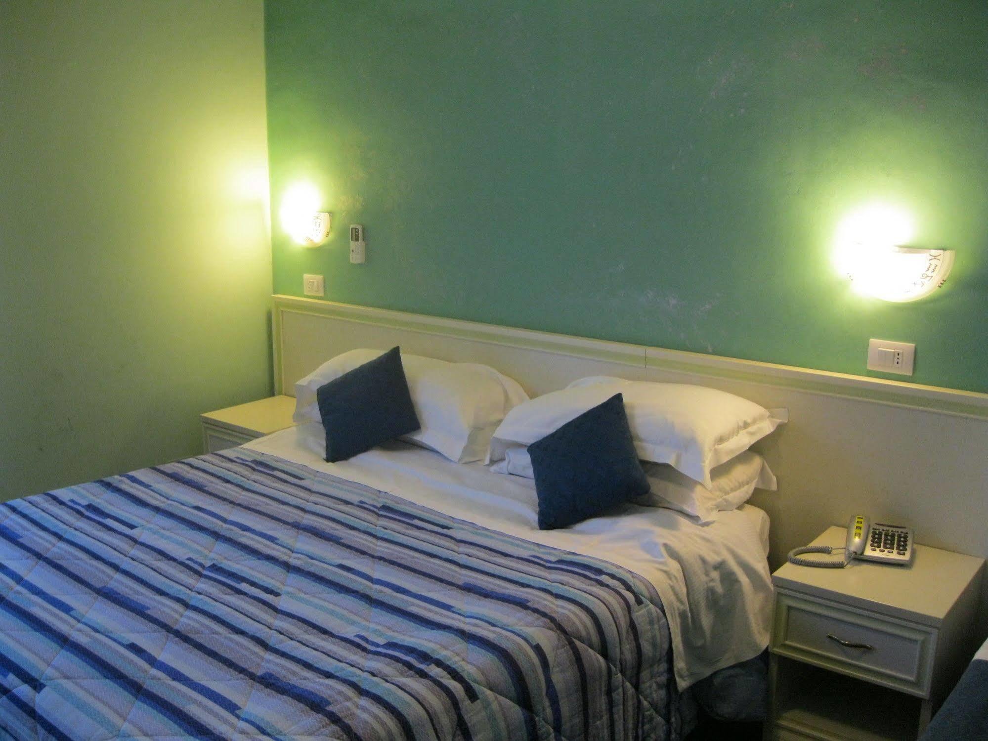 Hotel Gran Sasso & Spa Teramo Exterior photo